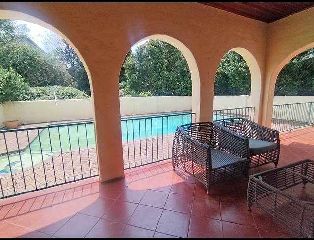 5 BEDROOM HOUSE FOR SALE IN COUNTRY LIFE PARK
